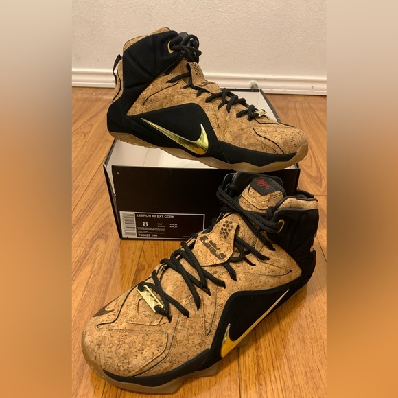 nike lebron ext cork